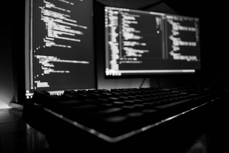 Soluções: Implementação de Softwares 7 fotis fotopoulos DuHKoV44prg unsplash